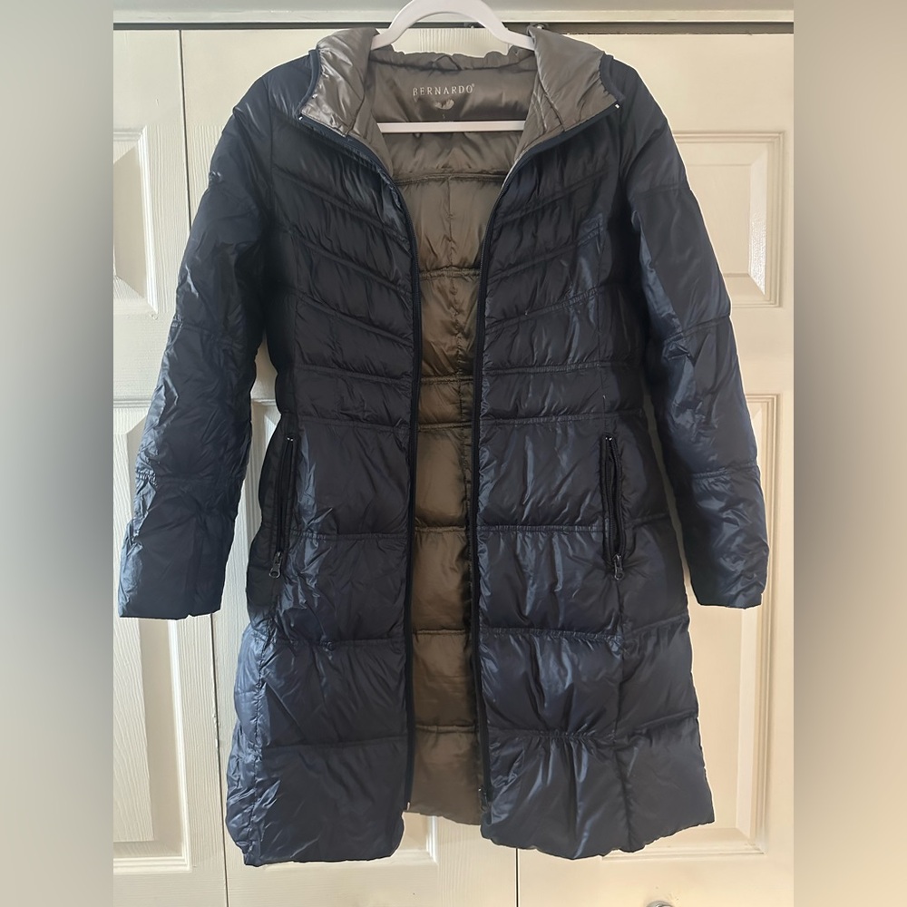 Bernardo dark navy blue Primaloft Puffer goose Down Jacket with hood small